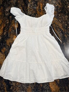 hollister white midi dress Women's Embroidered Babydoll Maxi Dress in White Size XXL from Hollister